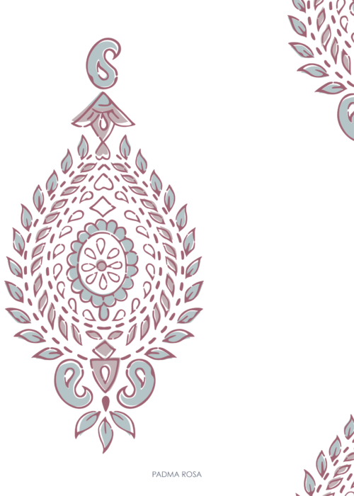 Detalle de Papel pintado PADMA ROSA de Be Tip Top, diseño floral con hojas y flores en tonos rosa y beige, ideal para dormitorios femeninos o espacios de estilo natural.